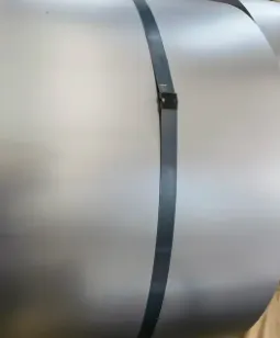 Svart glýtt kaldvalsað stál